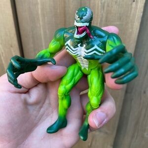 Vintage 1997 Marvel Spider Man Venom Green Variant  Toy Biz Action Figure